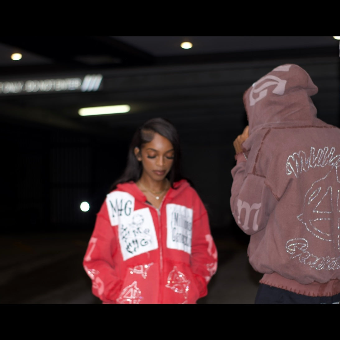 M4G ZIP UP